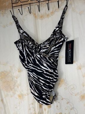 NWT Miraclesuit Zebra Print Slimming One Piece Size 12
